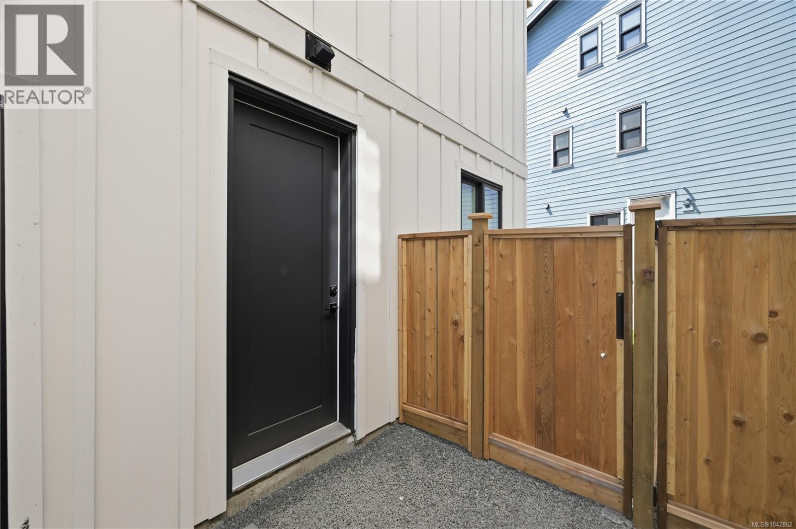 2124 Kingbird Dr - 46