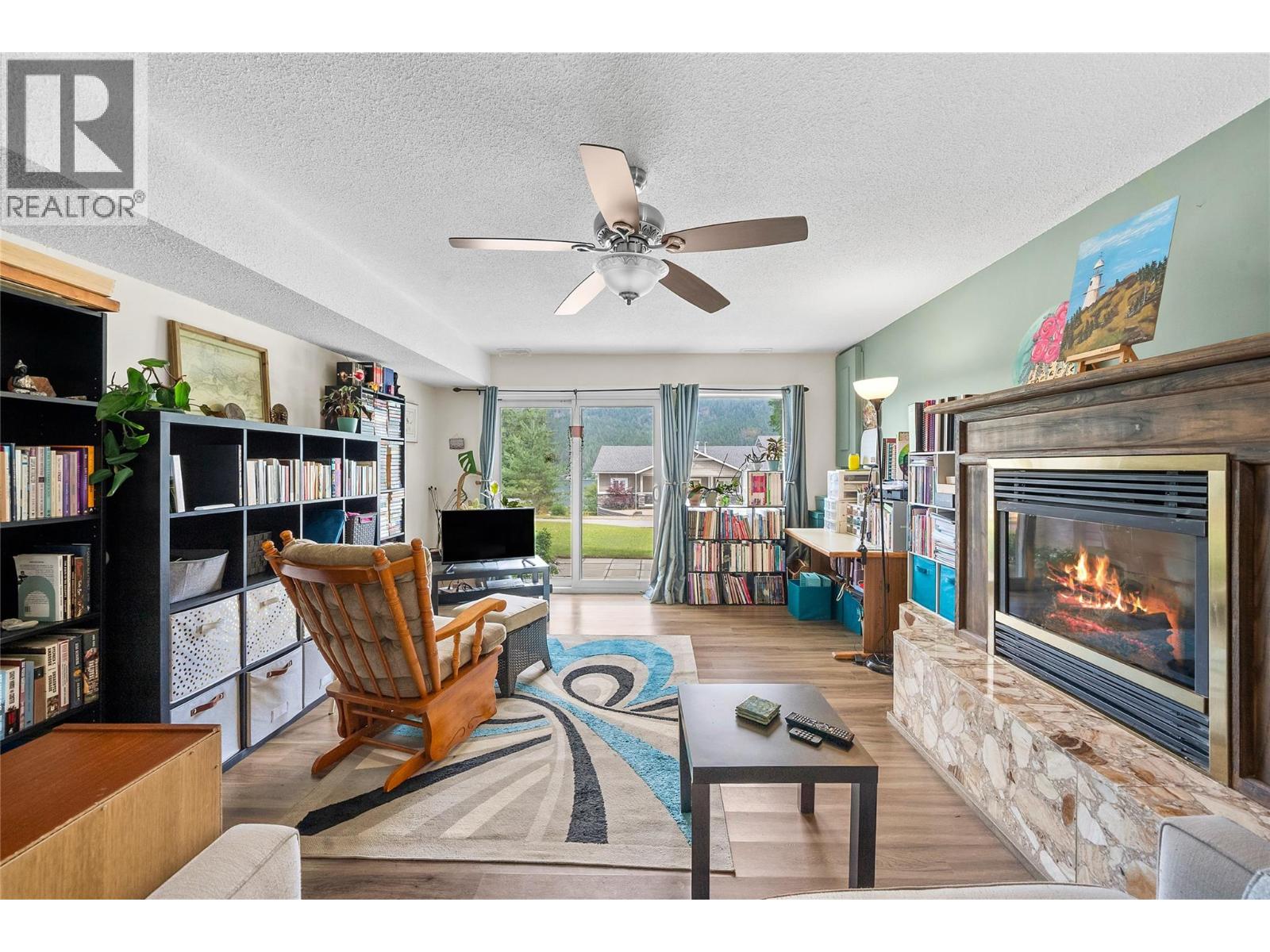 2440 Sunrise Boulevard - 31