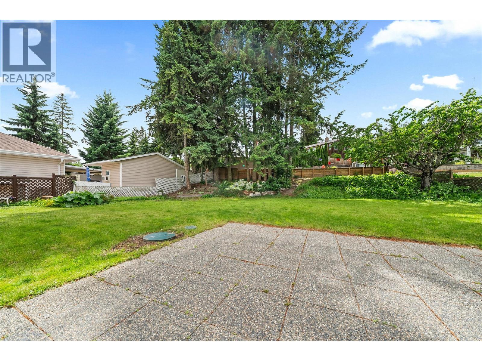 2440 Sunrise Boulevard - 36