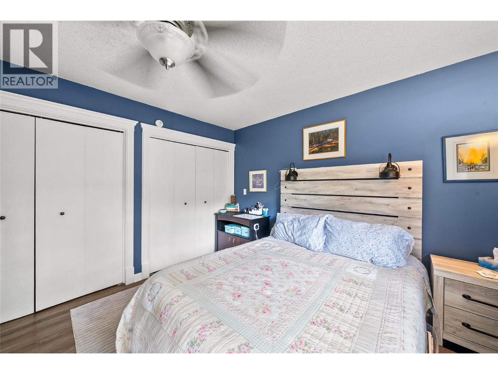 2440 Sunrise Boulevard - 19