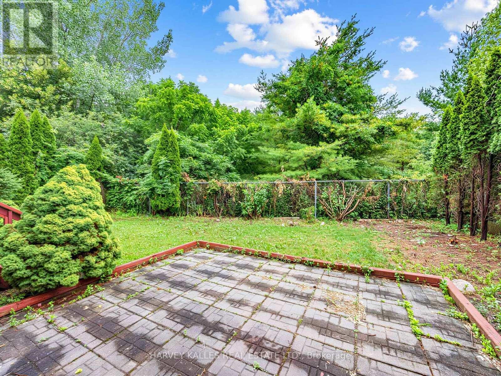 2120 ERIN GATE BOULEVARD - 37