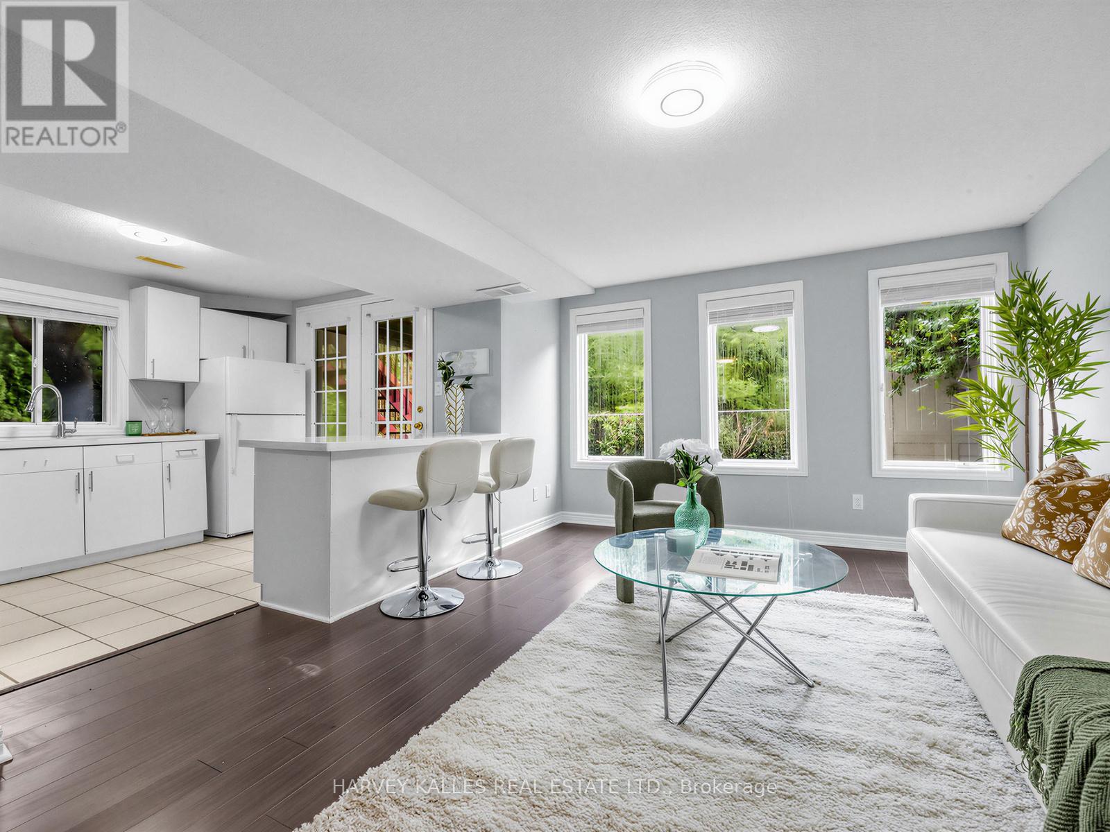 2120 ERIN GATE BOULEVARD - 34