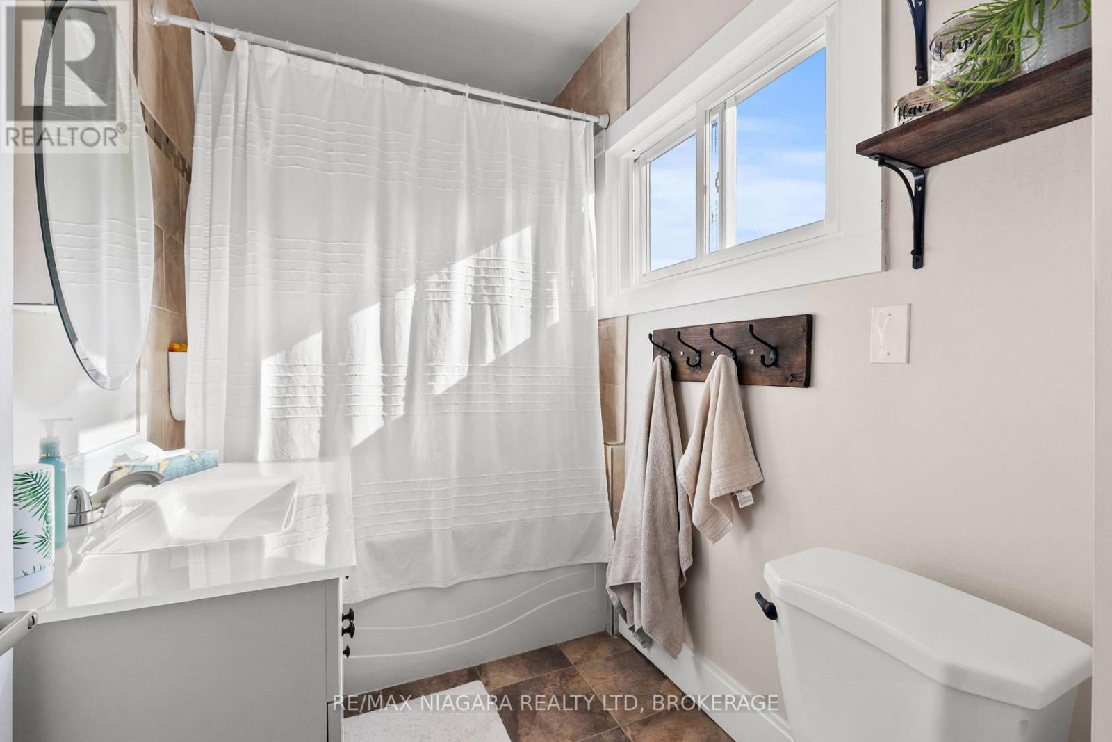 85 MAPLE STREET - 21