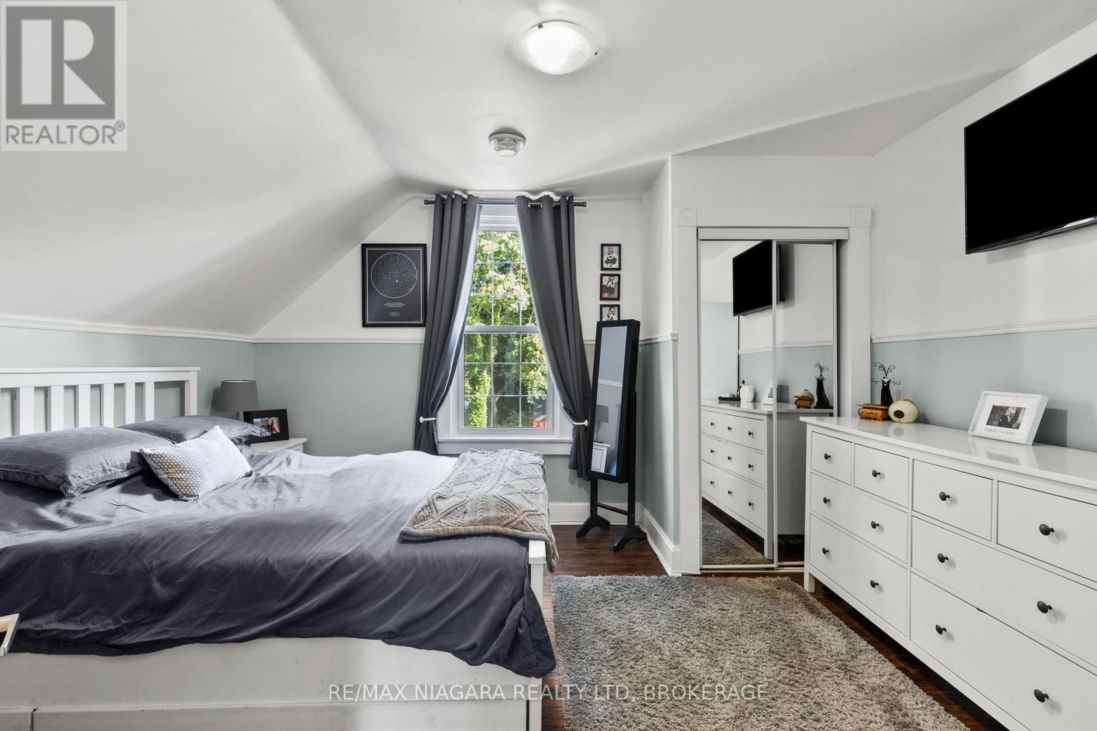 85 MAPLE STREET - 17