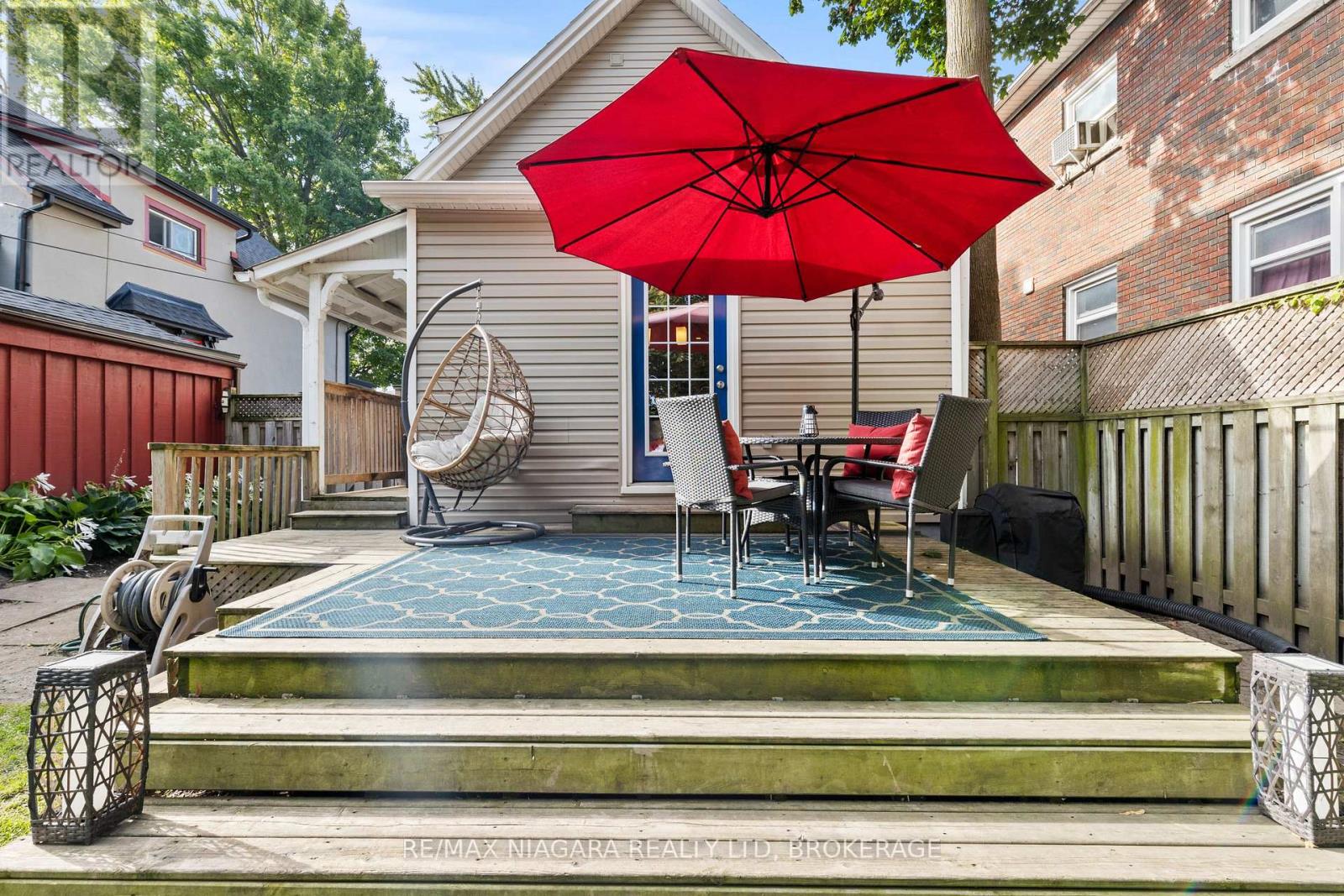 85 MAPLE STREET - 23