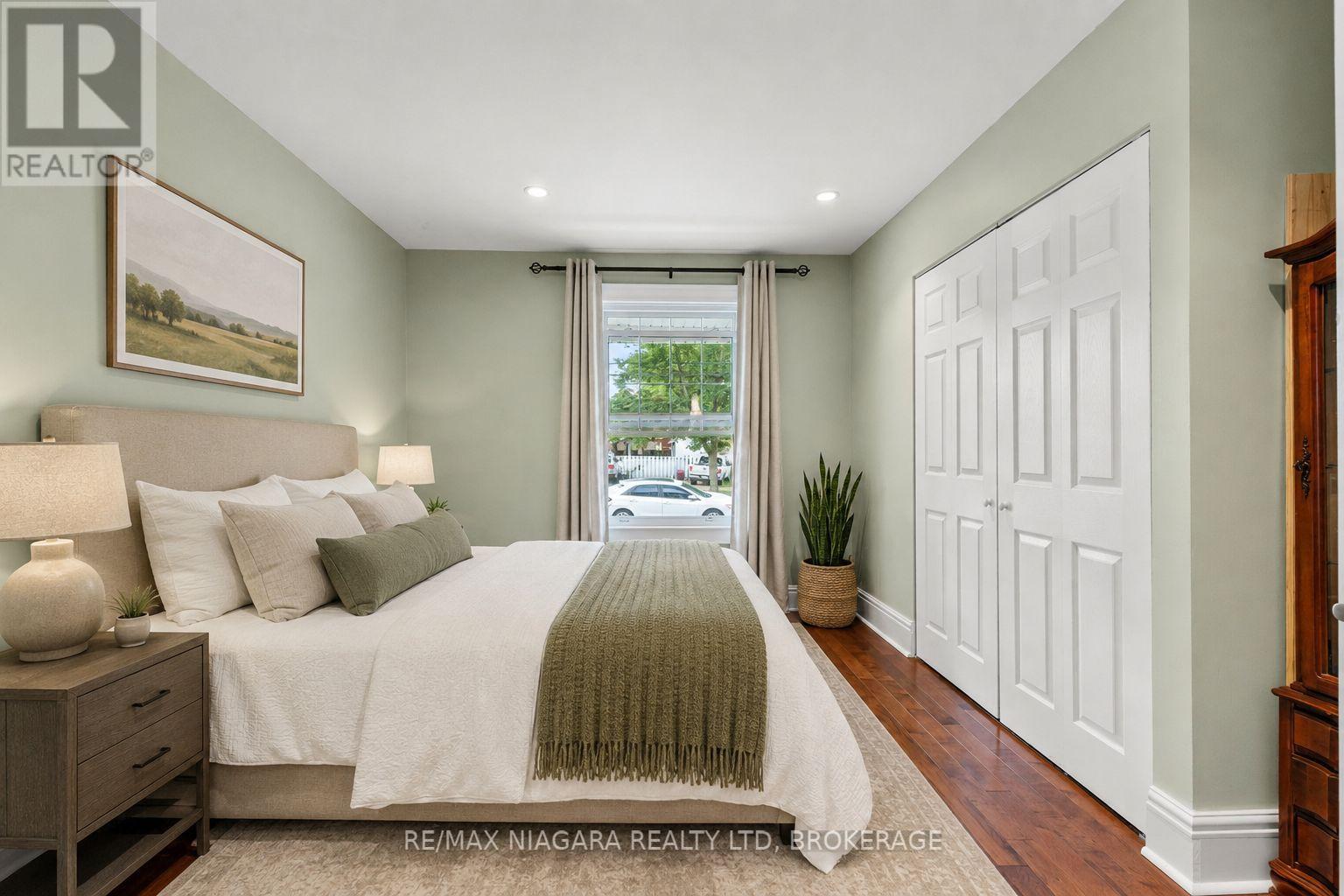 85 MAPLE STREET - 9