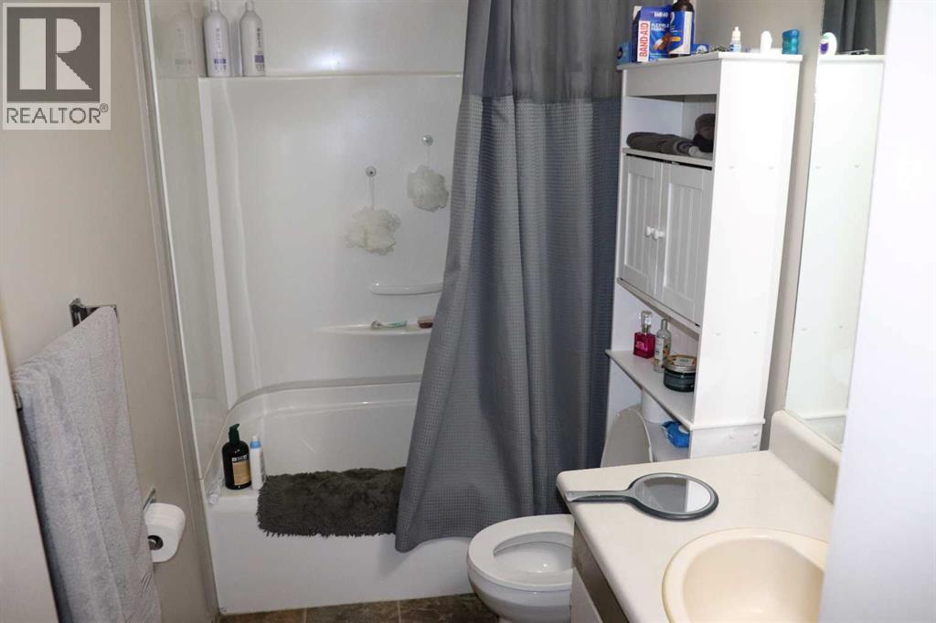 #22 5437 10 Avenue - 12