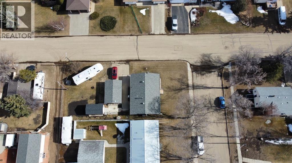 4801 48 Avenue - 37