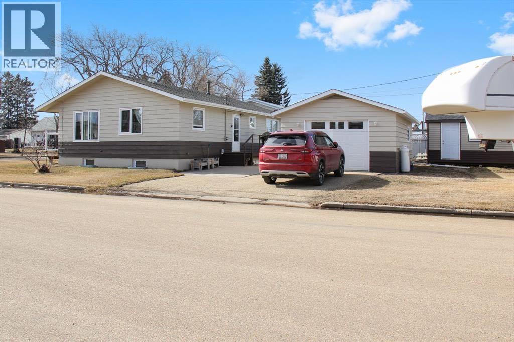 4801 48 Avenue - 28