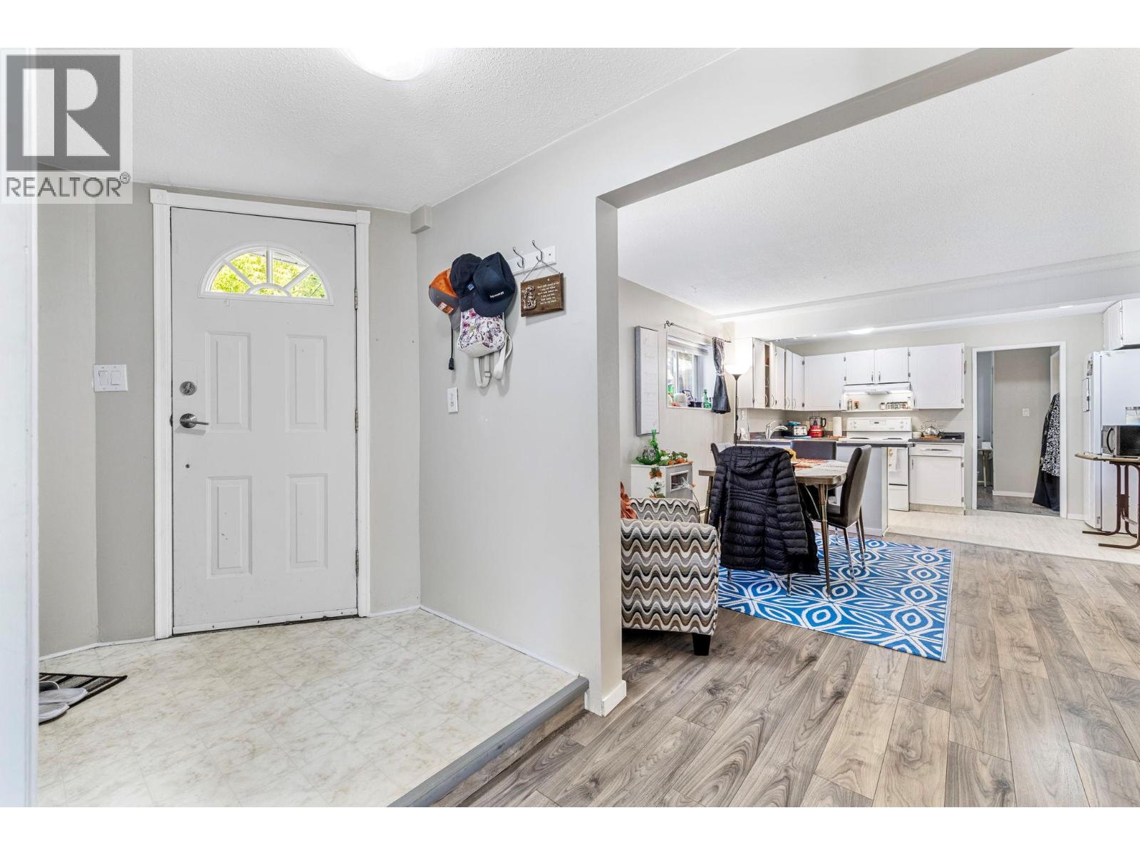 660 Sparrow Road - 47