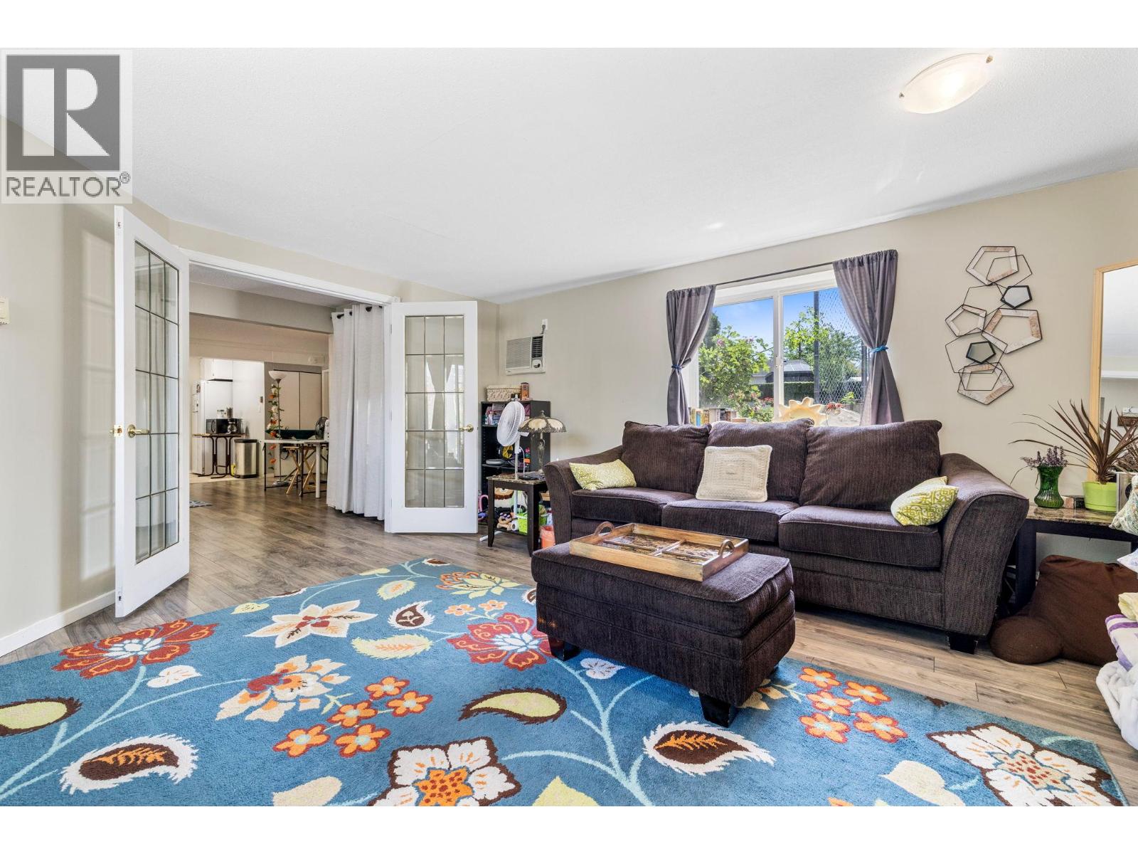 660 Sparrow Road - 51