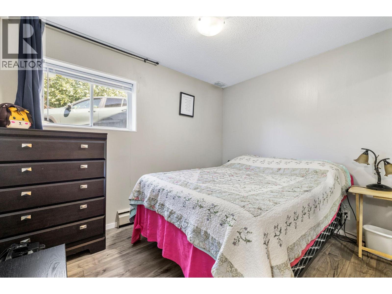 660 Sparrow Road - 52