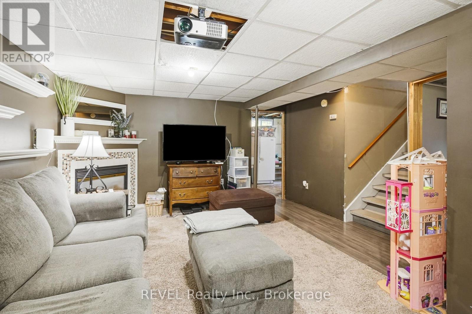 136 POWERVIEW AVENUE - 17