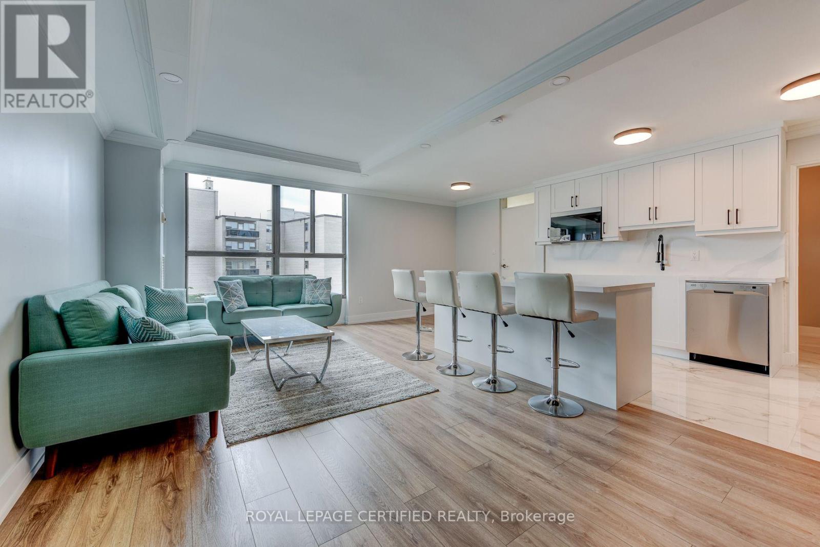 #301 3170 KIRWIN AVENUE - Image 4