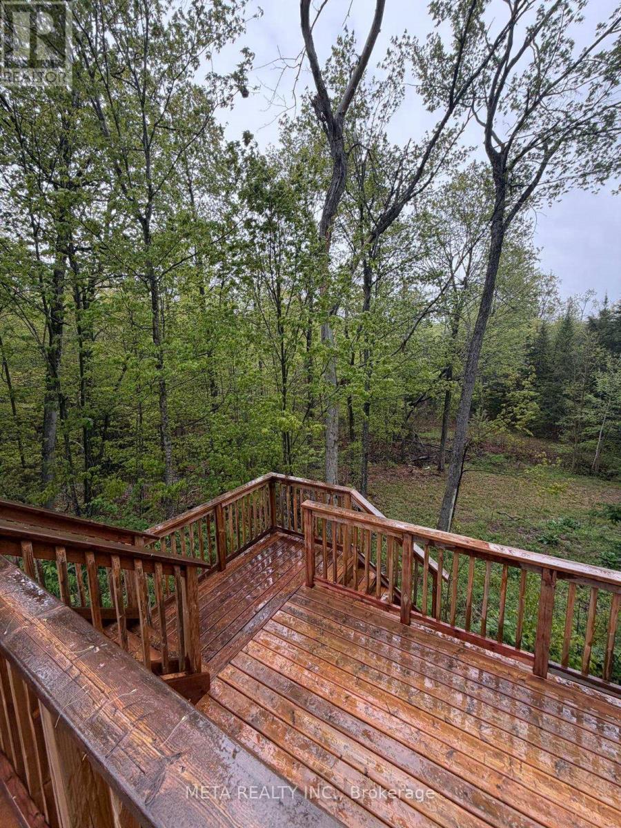 106 BOUNDARY LANE - 4