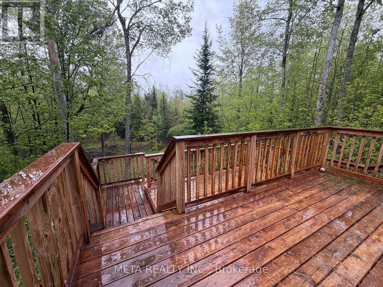 106 BOUNDARY LANE - 13