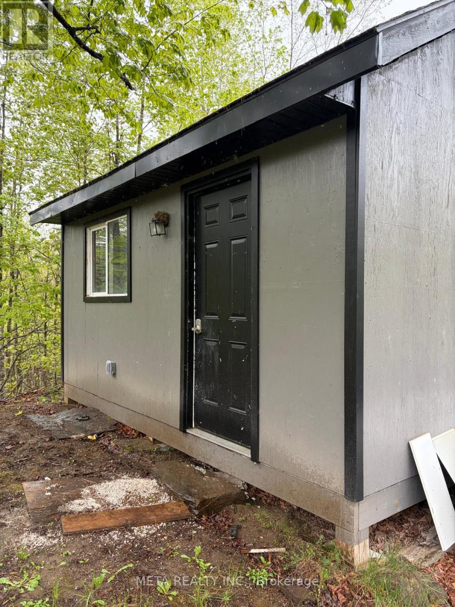 106 BOUNDARY LANE - 6