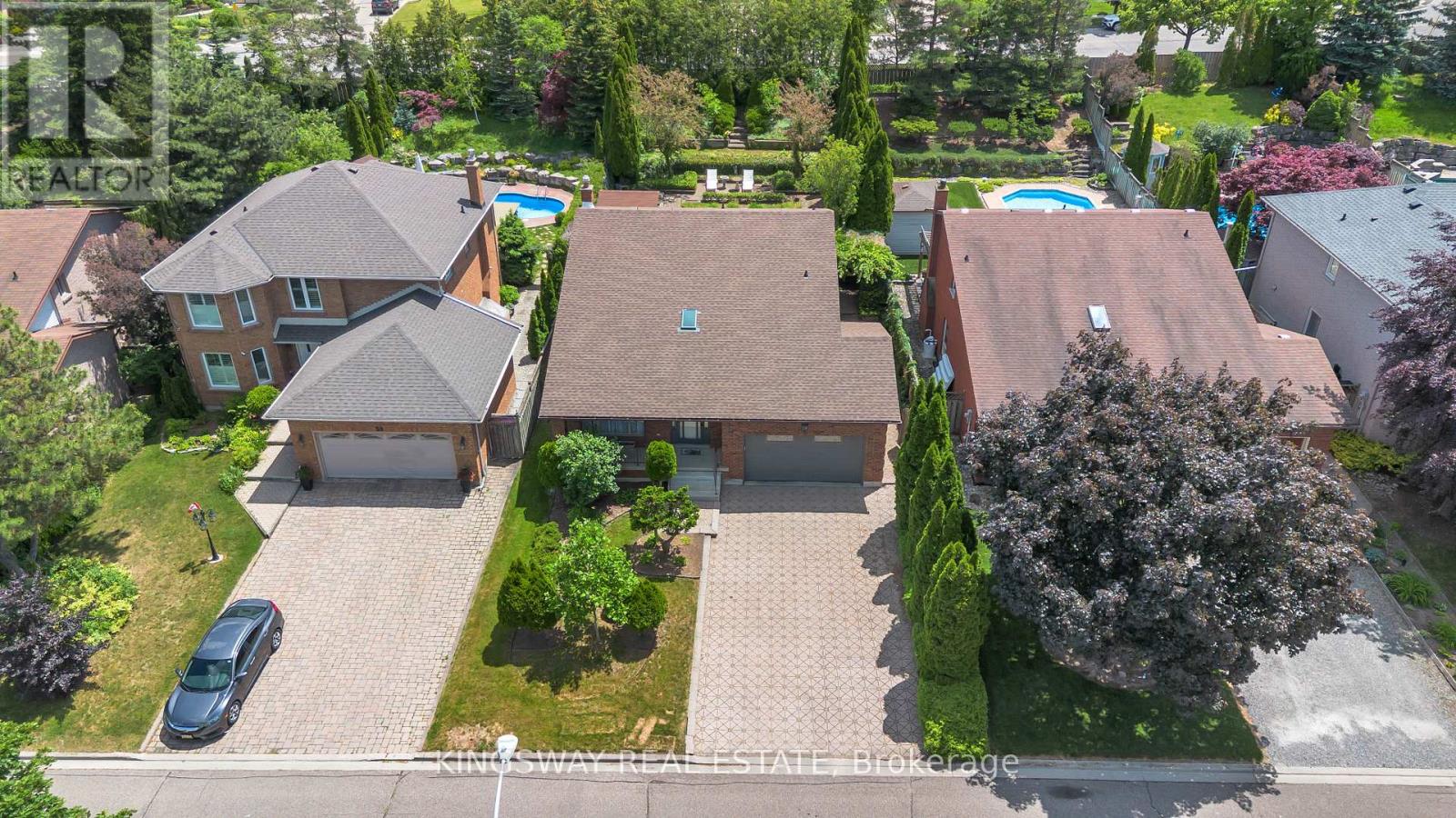 56 BEN TIRRAN CRESCENT - 2