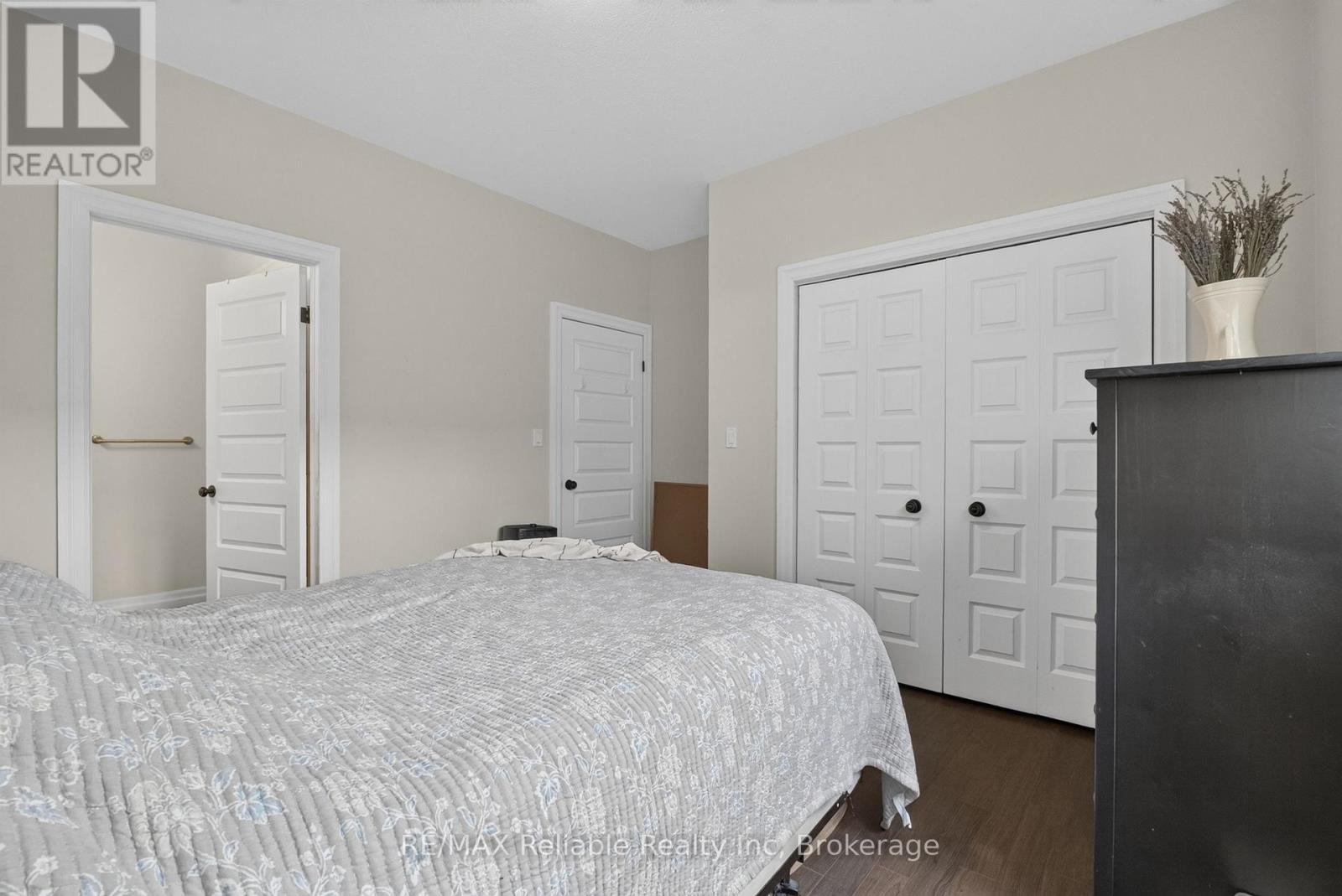 6 SWEET GRASS STREET - 18