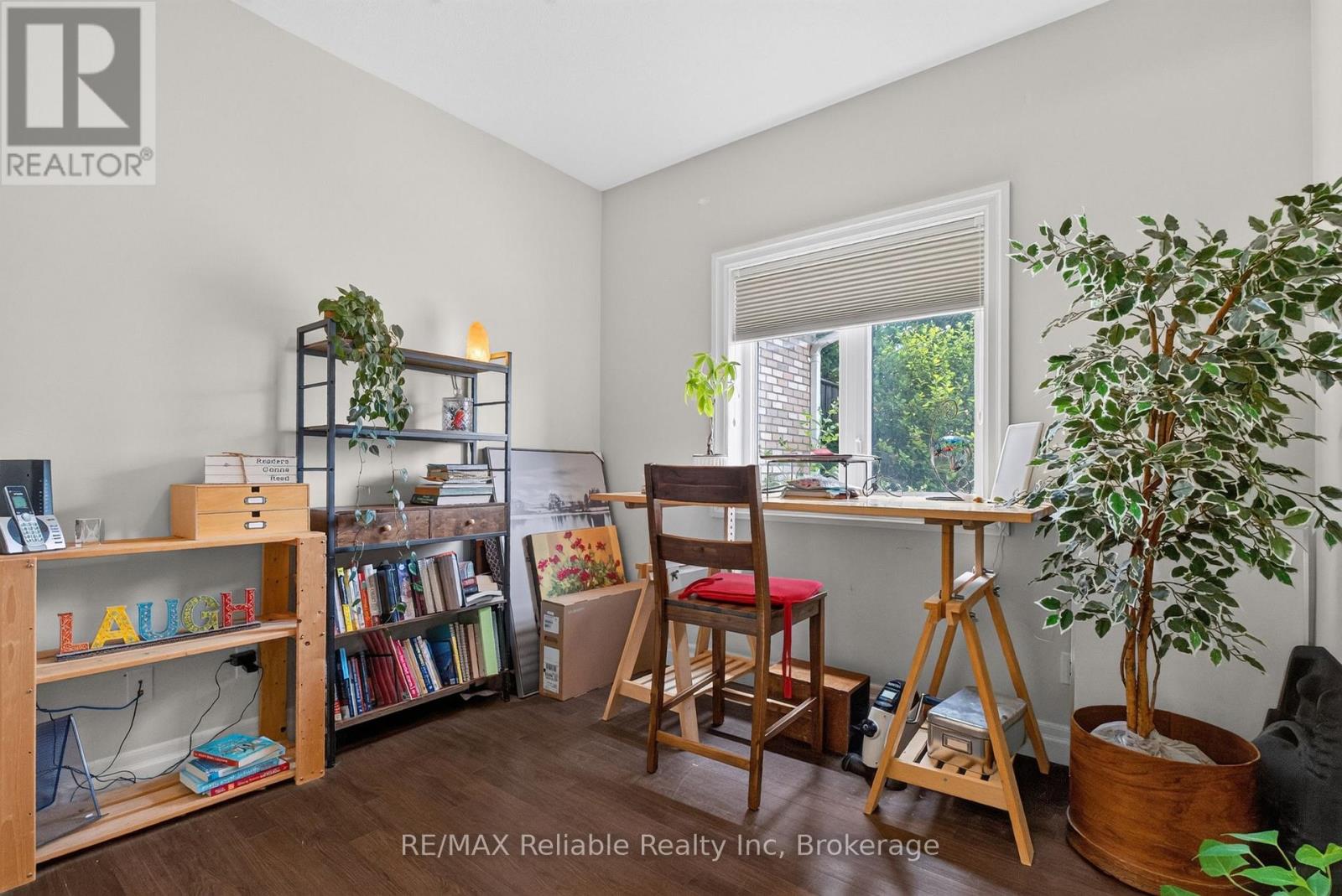 6 SWEET GRASS STREET - 21