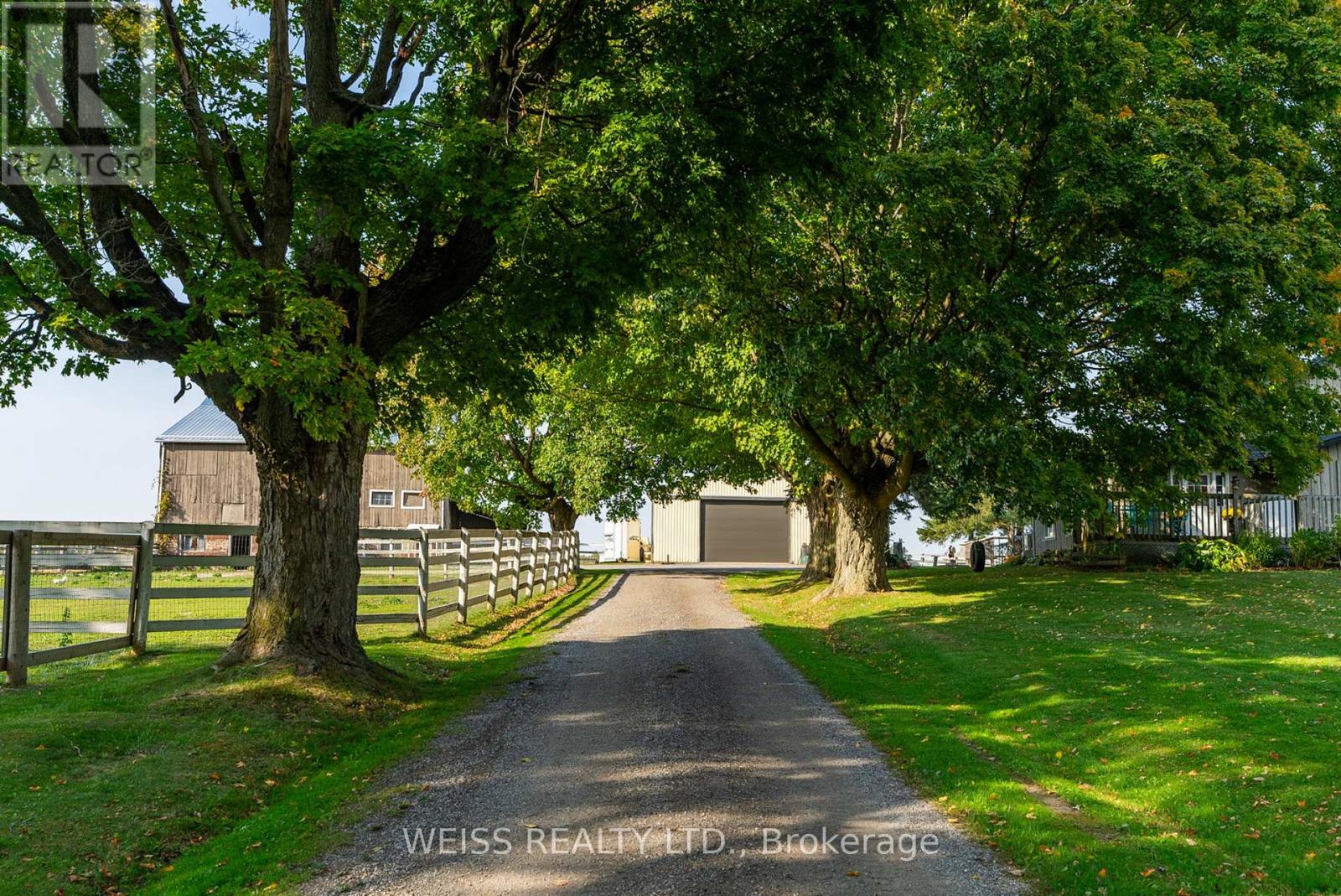 772 TOWNLINE ROAD W - 1