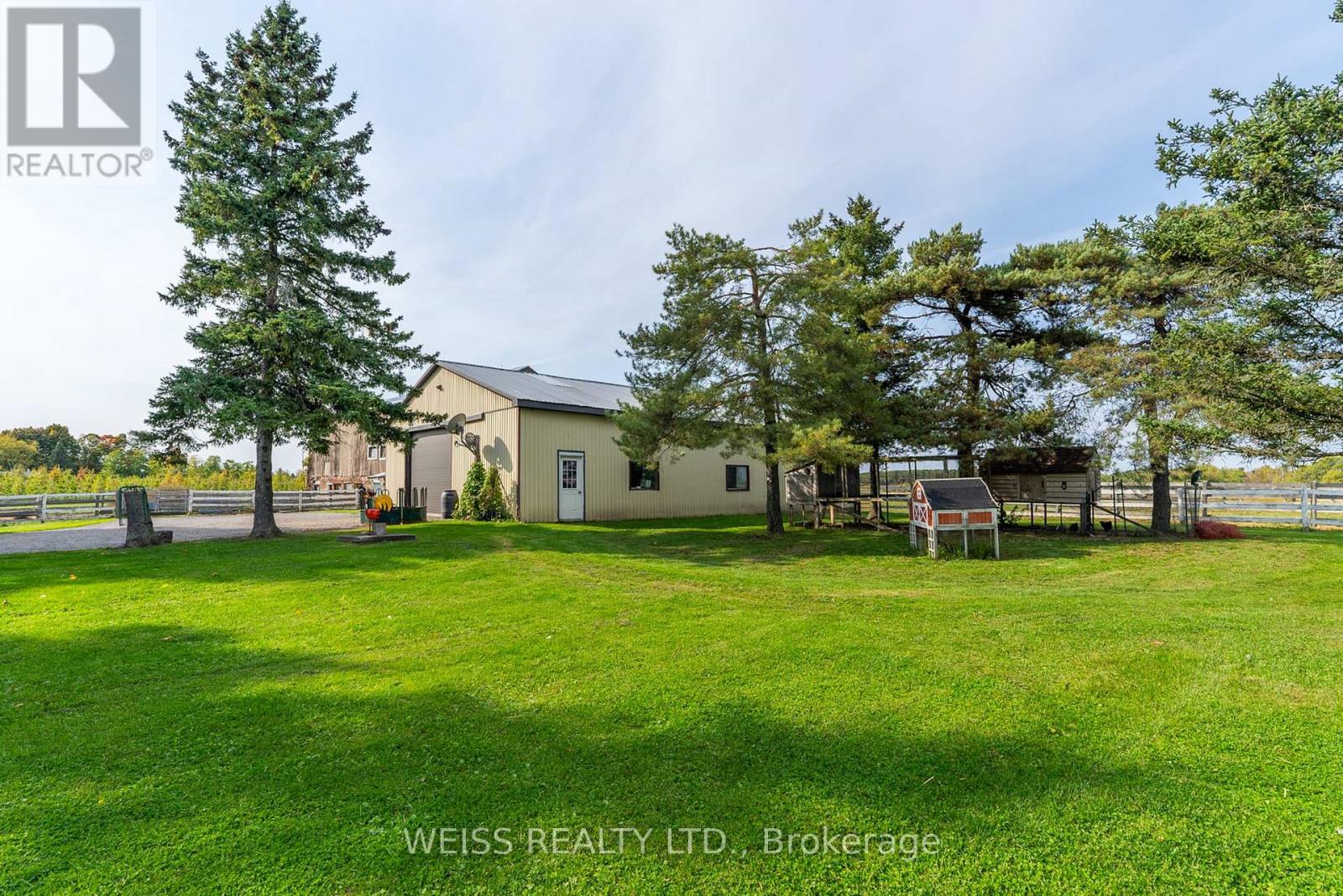 772 TOWNLINE ROAD W - 21