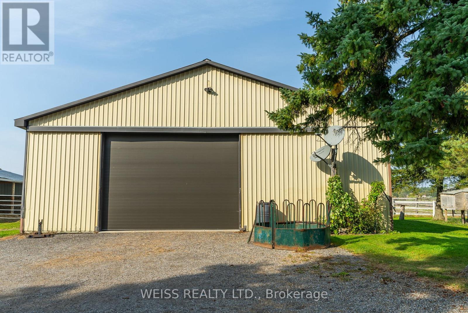 772 TOWNLINE ROAD W - 23