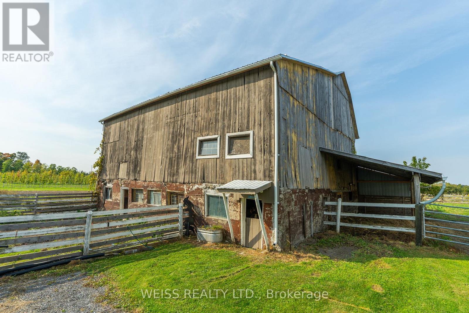 772 TOWNLINE ROAD W - 25