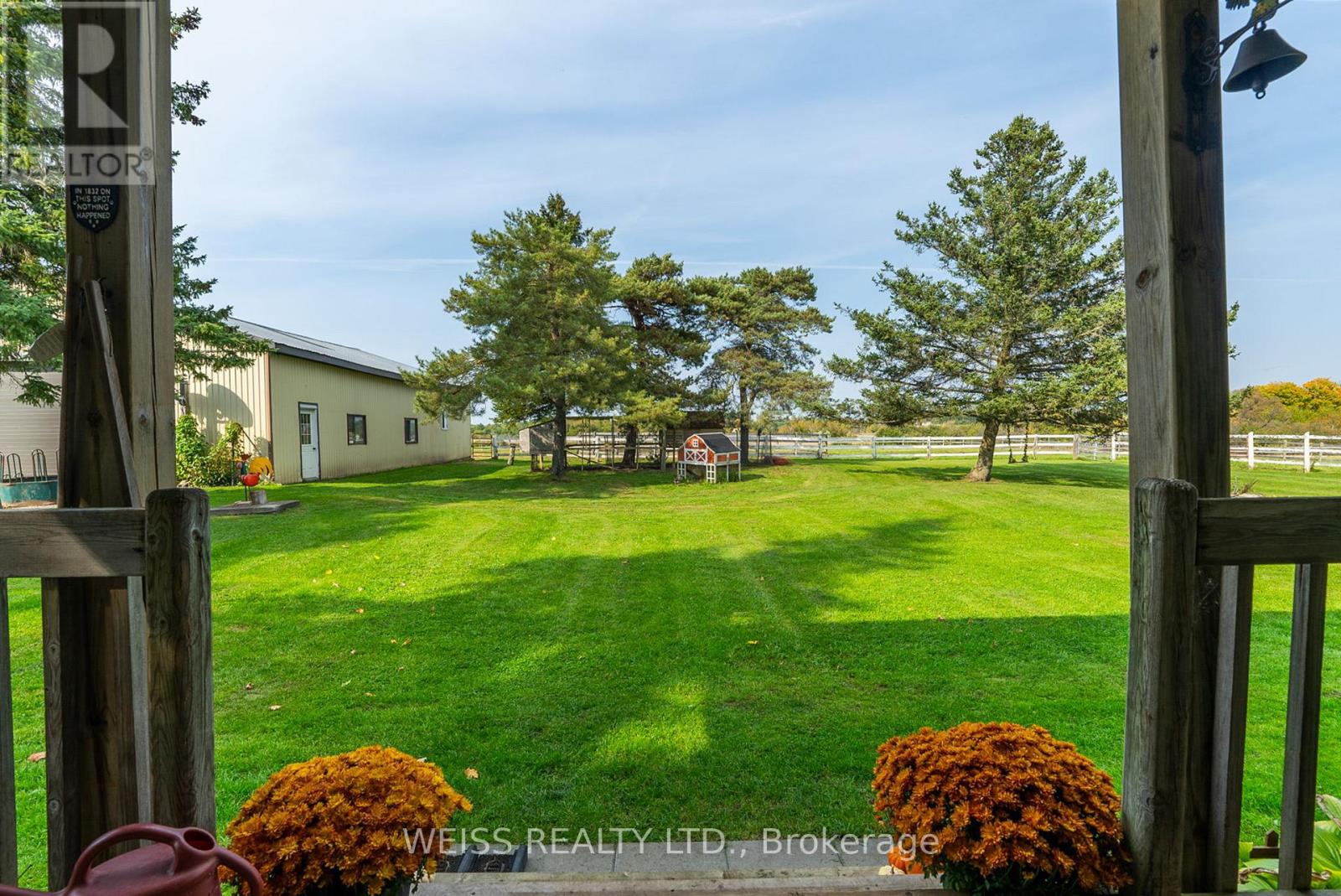 772 TOWNLINE ROAD W - 3