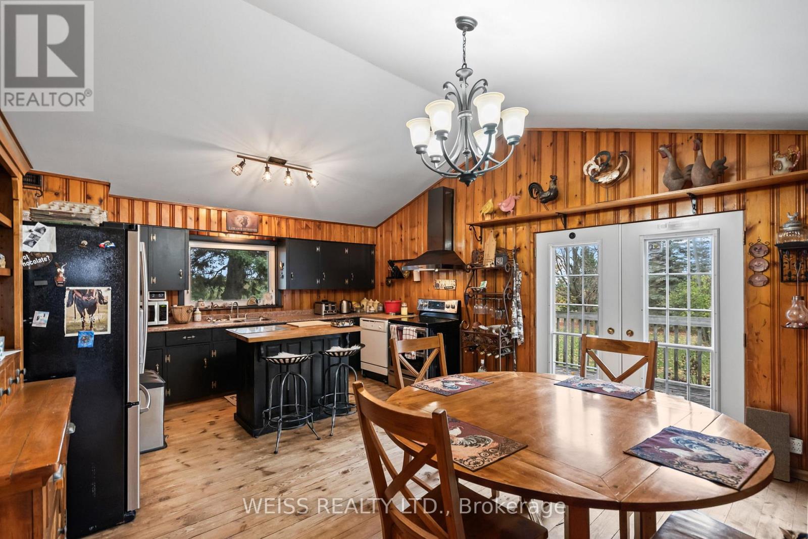 772 TOWNLINE ROAD W - 5