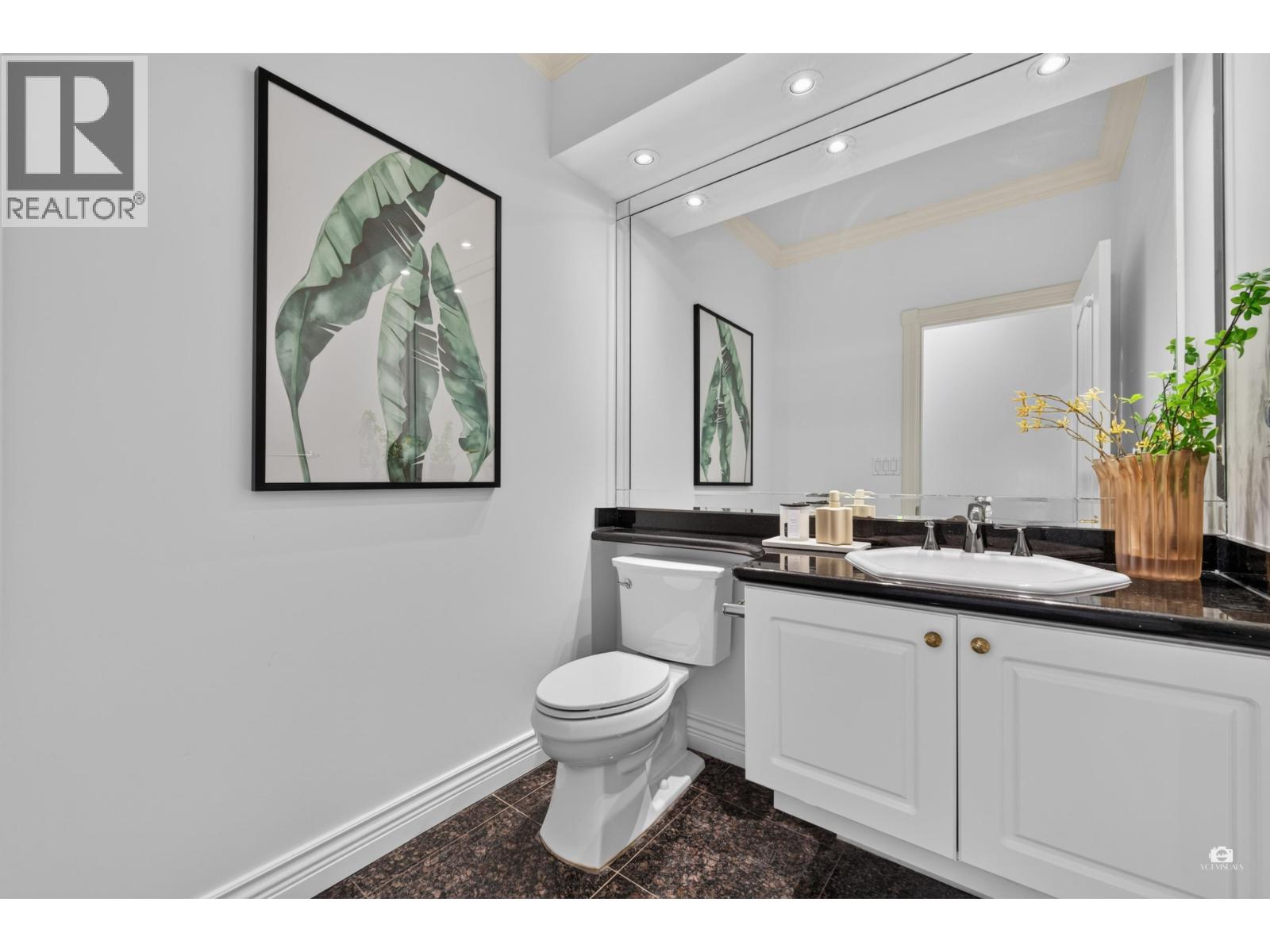 5 Bed, 5 Bath House for Sale in Richmond – 6286 DUNSMUIR CRESCENT, Richmond – MLS# R3145874 - Image 34