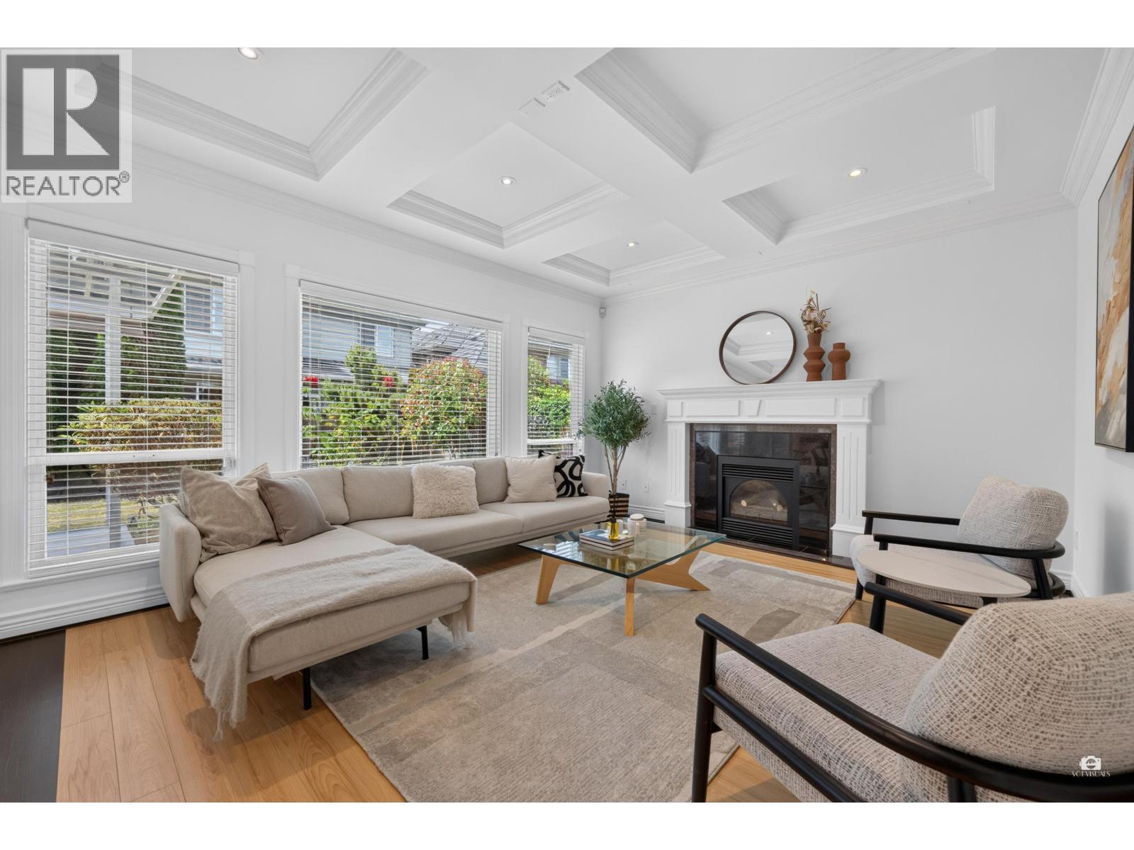 5 Bed, 5 Bath House for Sale in Richmond – 6286 DUNSMUIR CRESCENT, Richmond – MLS# R3145874 - Image 12