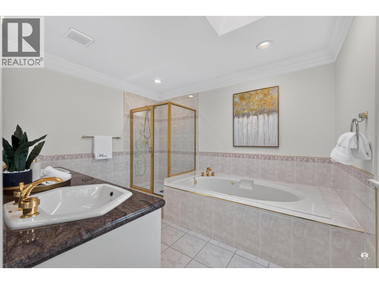 5 Bed, 5 Bath House for Sale in Richmond – 6286 DUNSMUIR CRESCENT, Richmond – MLS# R3145874 - Image 24
