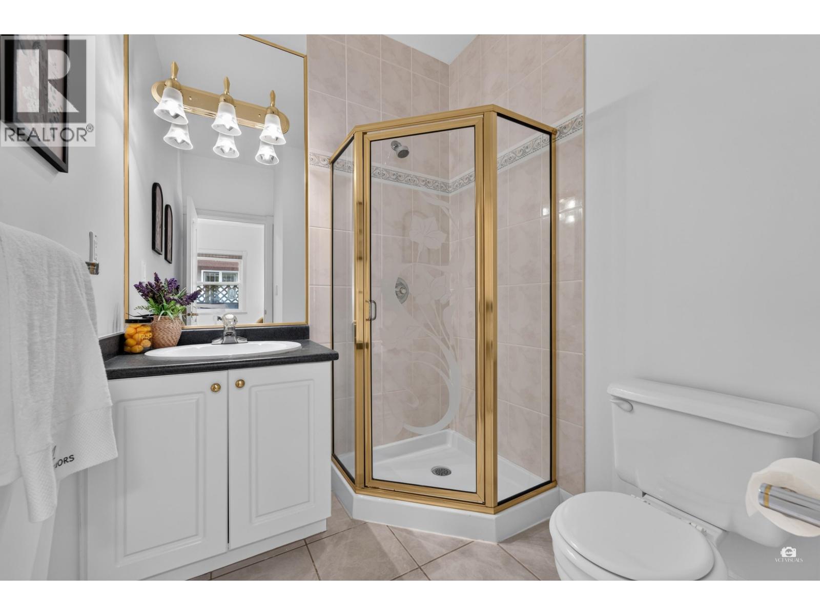 5 Bed, 5 Bath House for Sale in Richmond – 6286 DUNSMUIR CRESCENT, Richmond – MLS# R3145874 - Image 33
