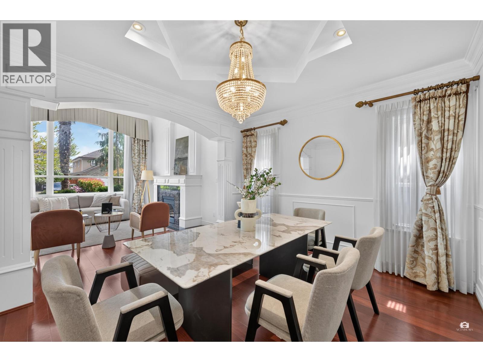 5 Bed, 5 Bath House for Sale in Richmond – 6286 DUNSMUIR CRESCENT, Richmond – MLS# R3145874 - Image 9