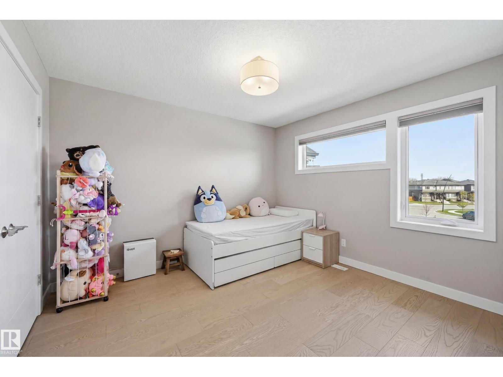 2604 202 ST NW - 23