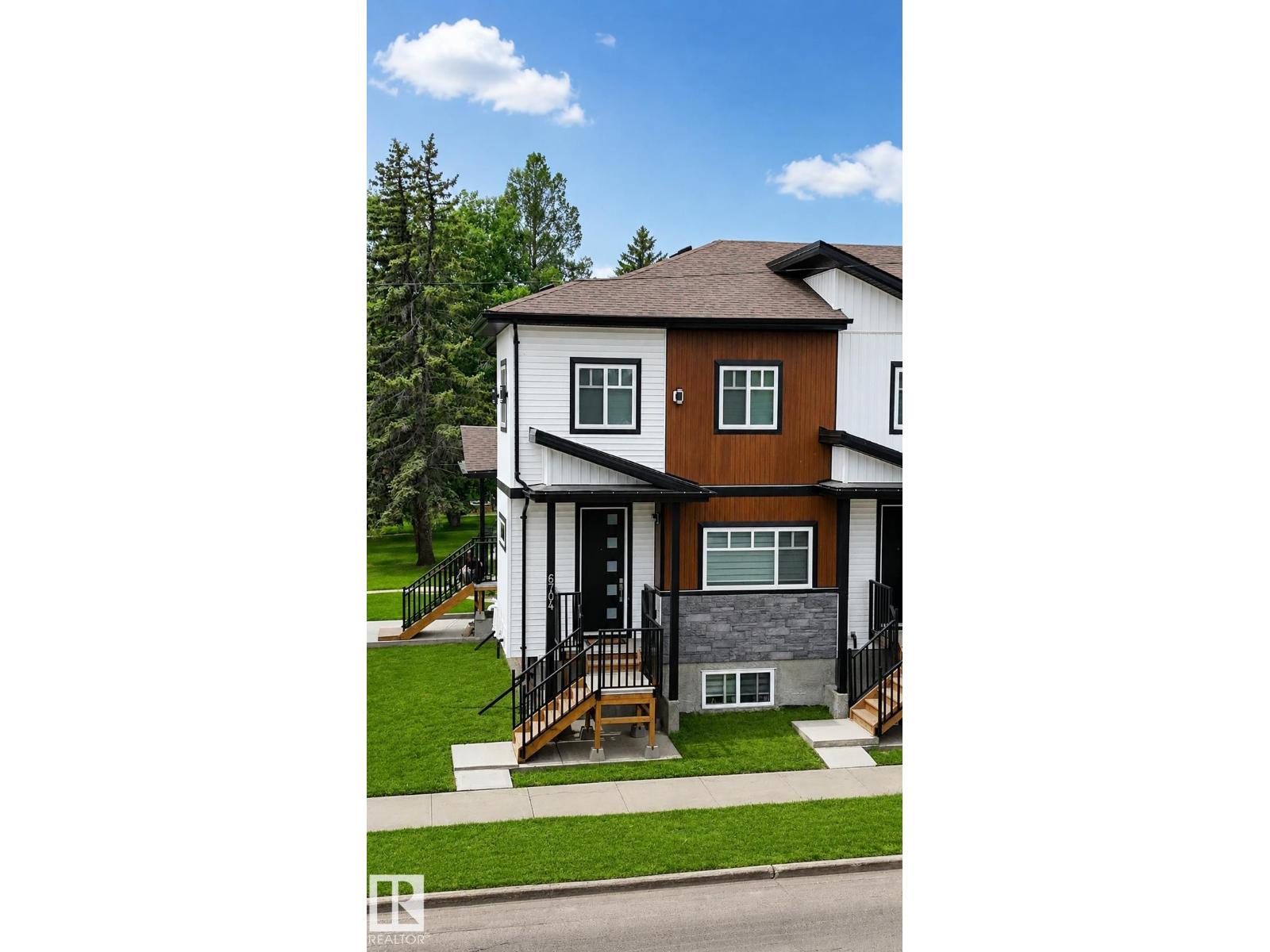 #1 6704 109 ST NW - 2