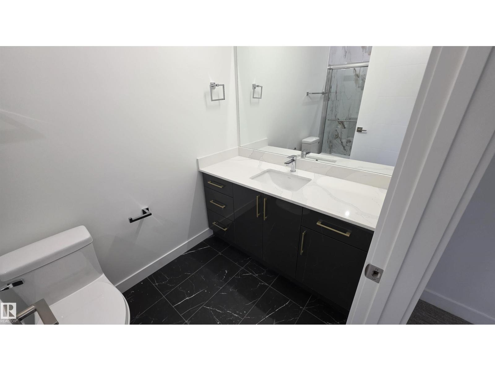 #1 6704 109 ST NW - 8