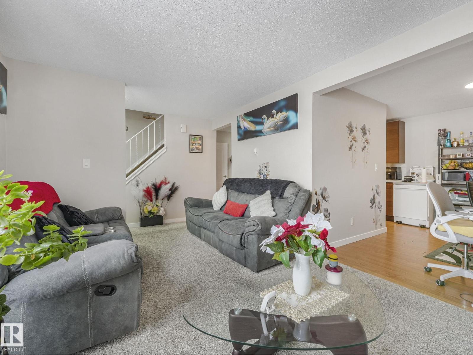 13271 47 ST NW - 10