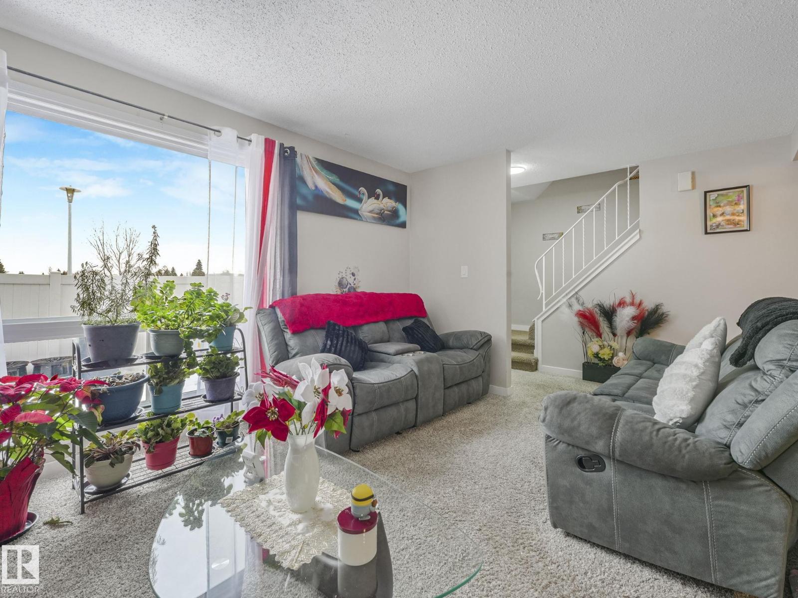 13271 47 ST NW - 11