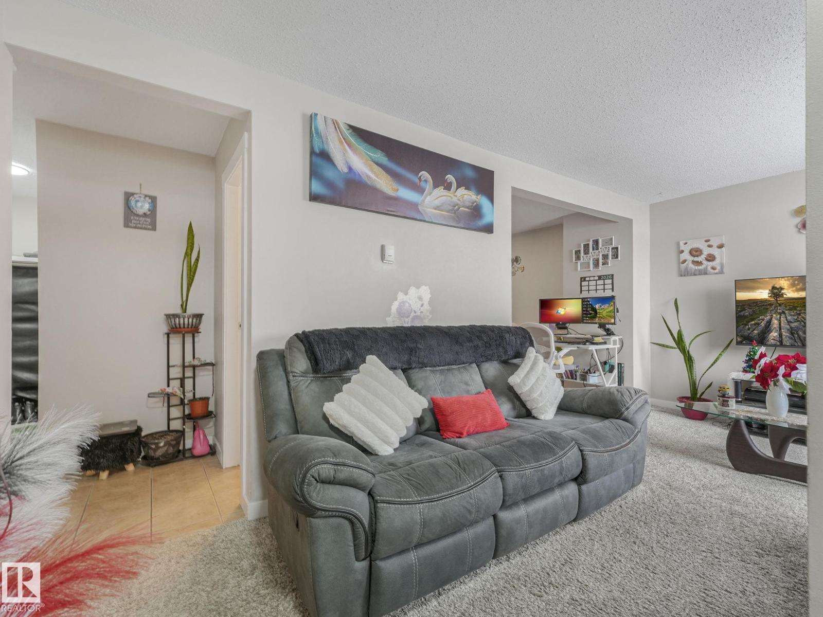 13271 47 ST NW - 12