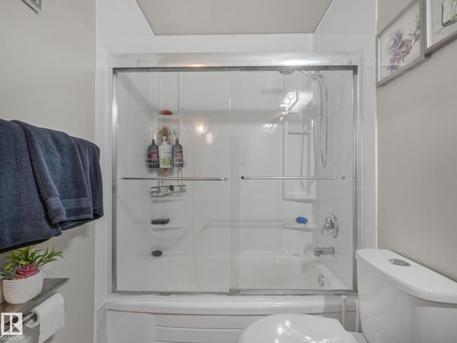 13271 47 ST NW - 22