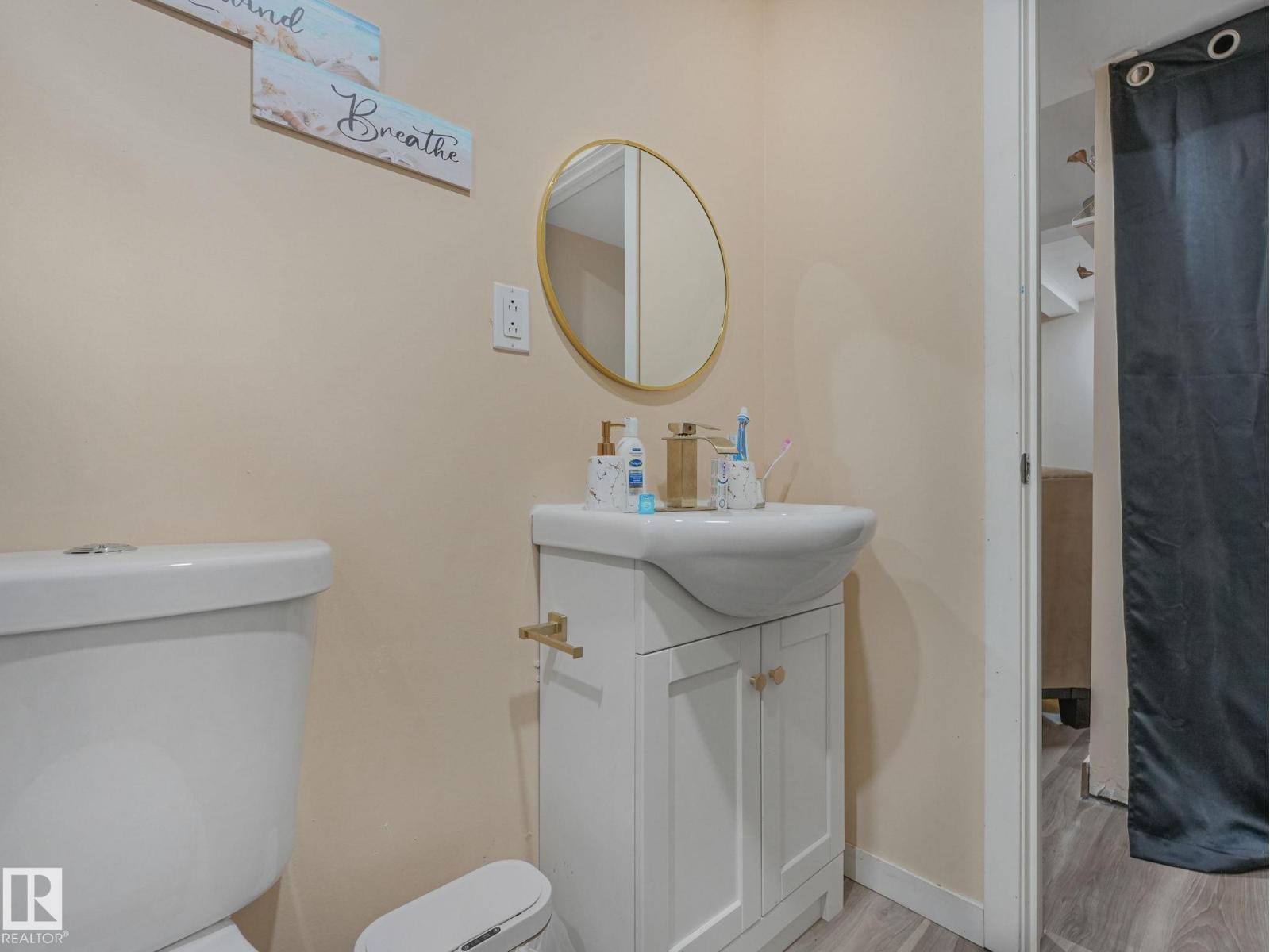 13271 47 ST NW - 36