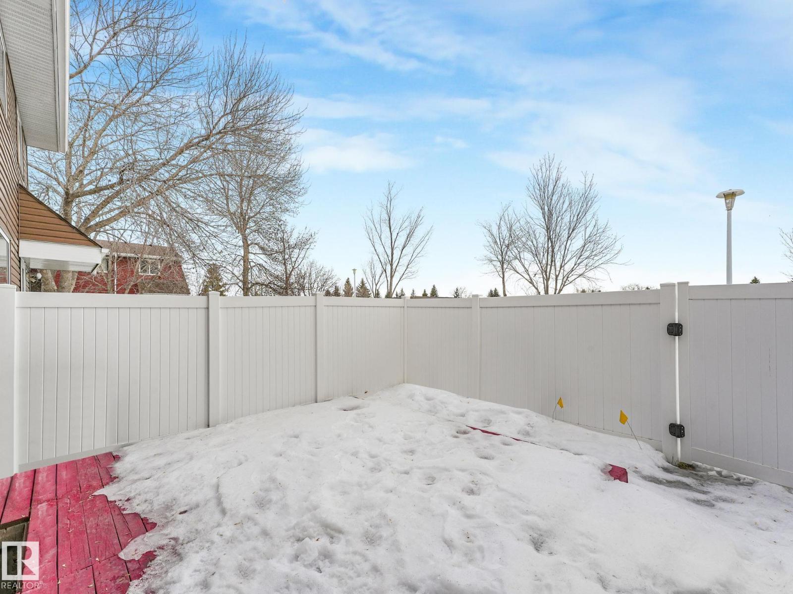 13271 47 ST NW - 40