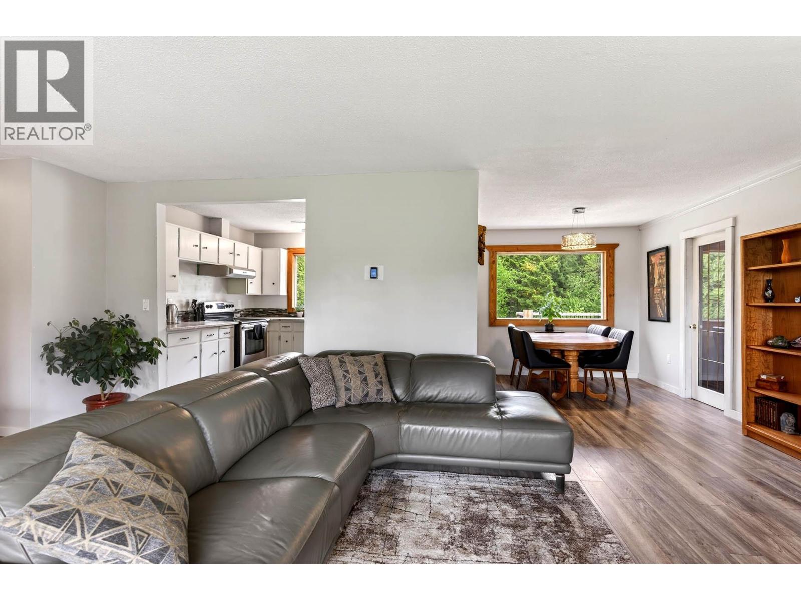 366 Joyce Lane - 14