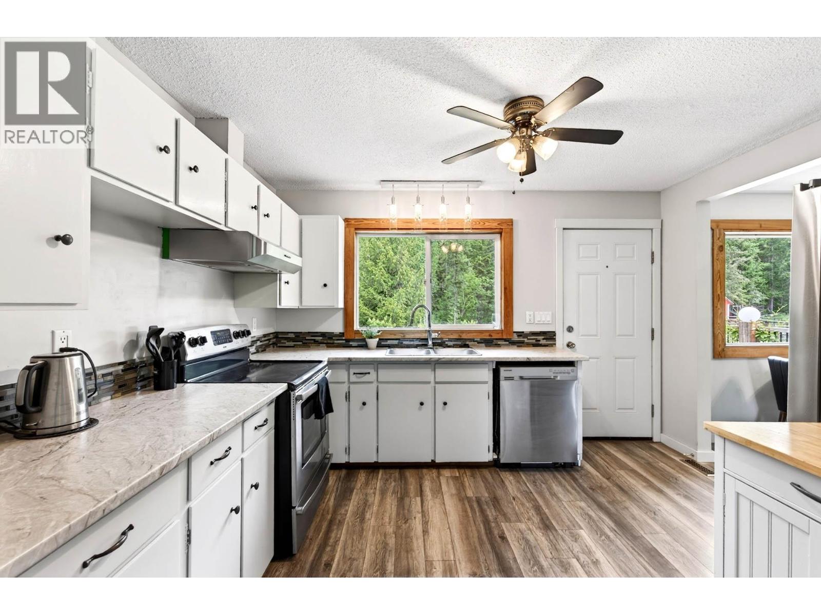 366 Joyce Lane - 5