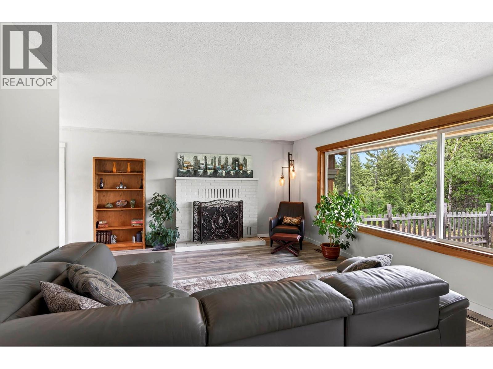366 Joyce Lane - 11