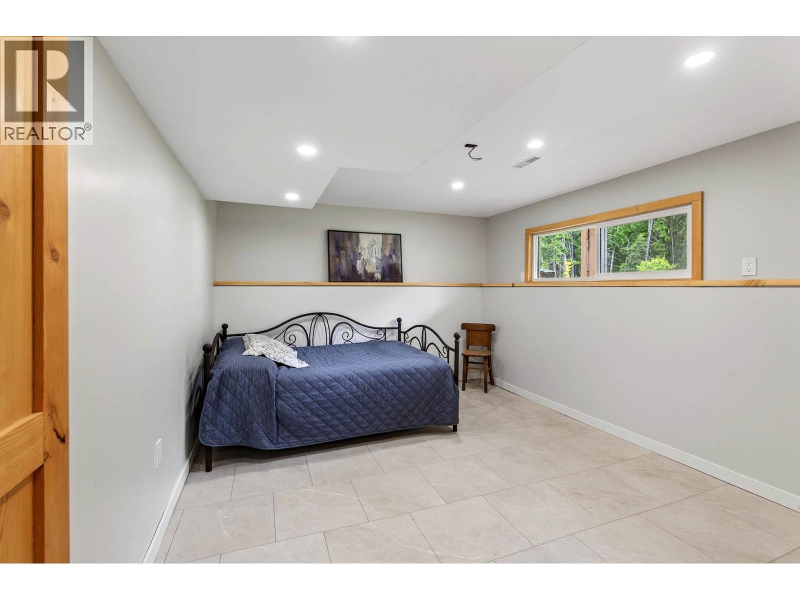 366 Joyce Lane - 32