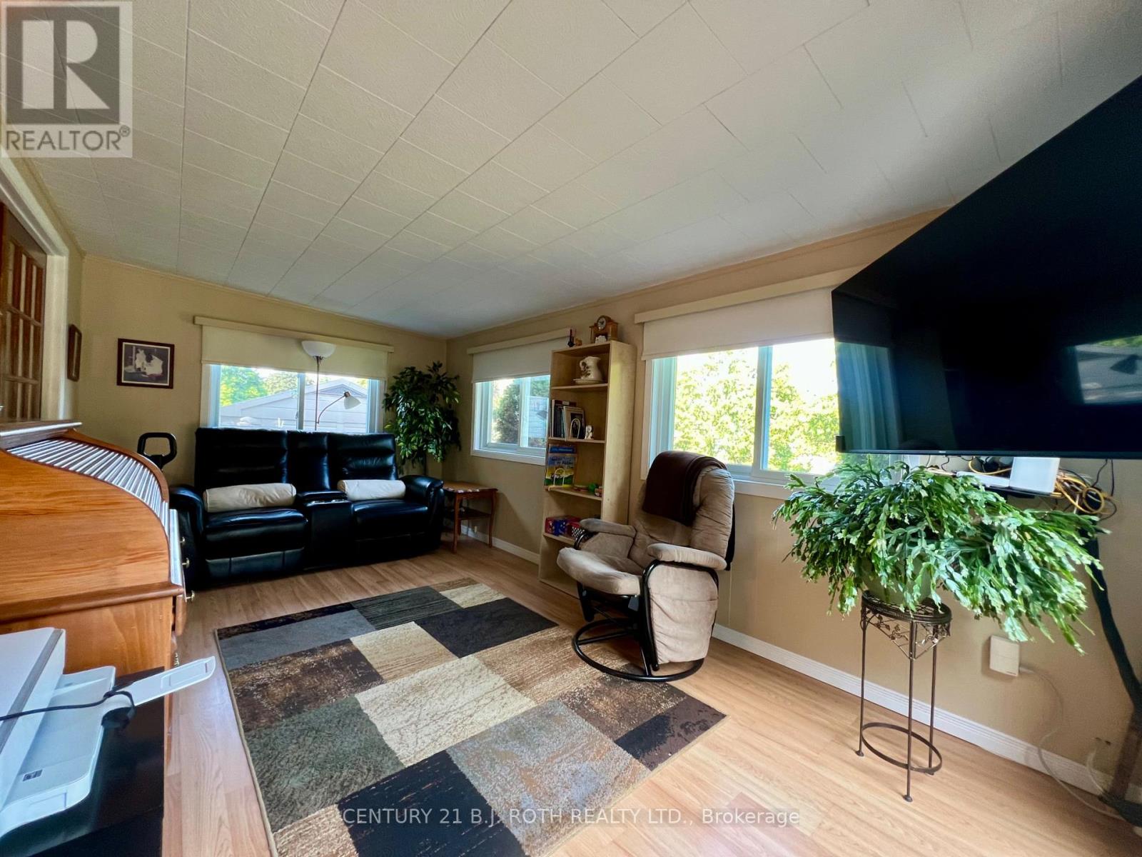 5 WALNUT COURT - Image 17