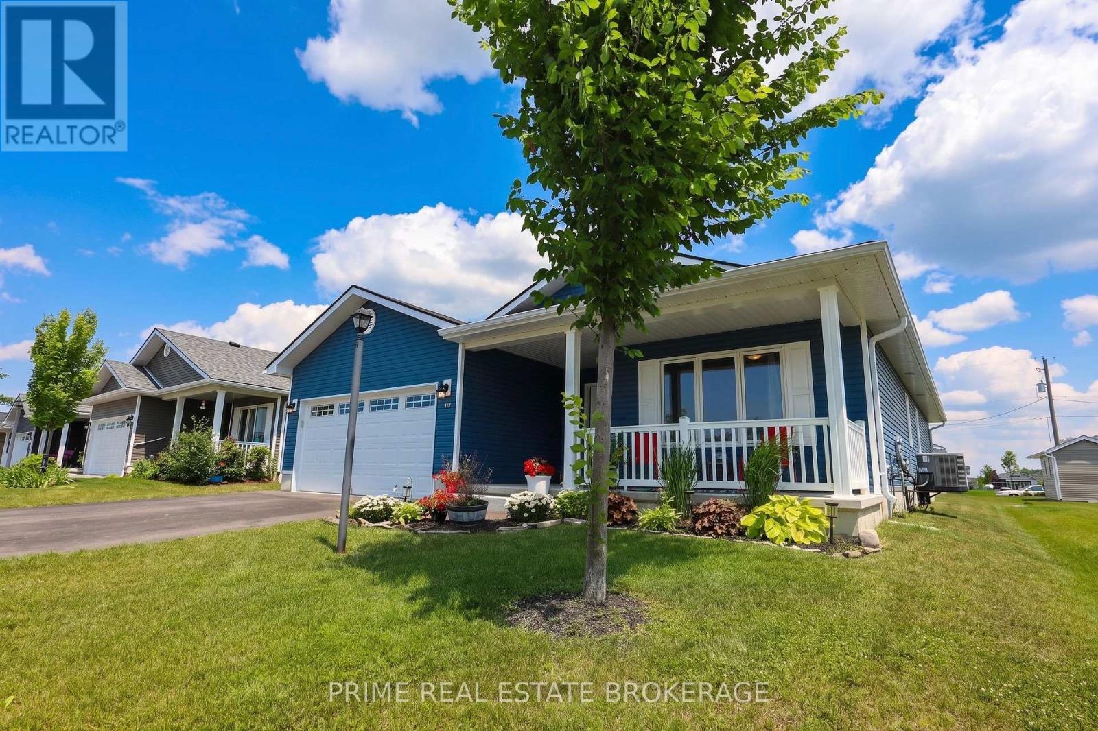 181 LAKE BREEZE DRIVE - 2